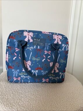 fit+fresh Blue Ribbon Print Lunch Bag